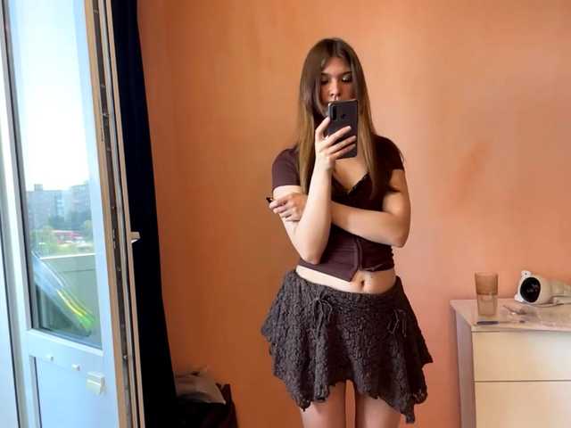LydiaChey live cam on BongaCams