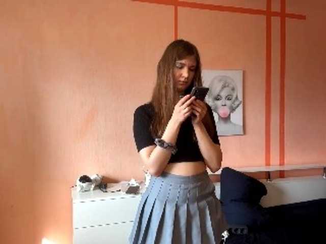 LydiaChey live cam on BongaCams