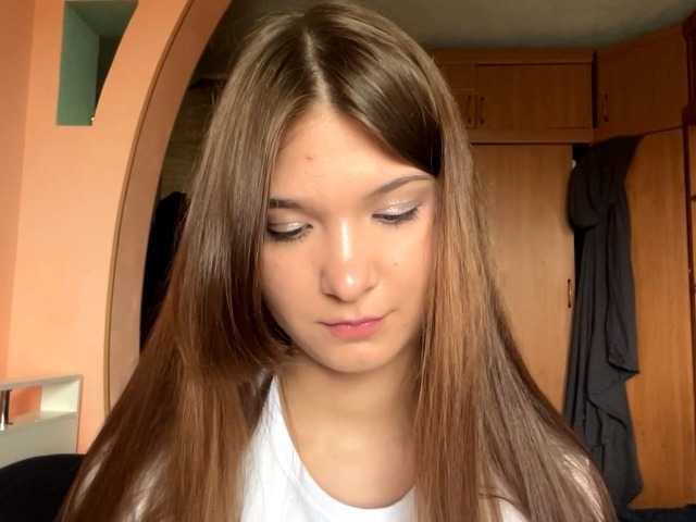 LydiaChey live cam on BongaCams