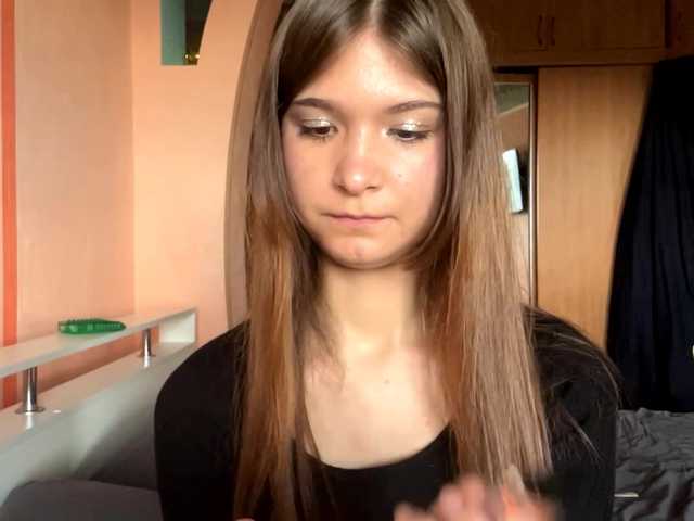 LydiaChey live webcam show