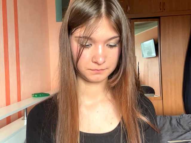 LydiaChey live cam on BongaCams
