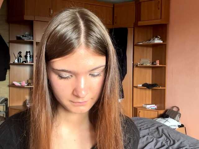 LydiaChey live webcam show