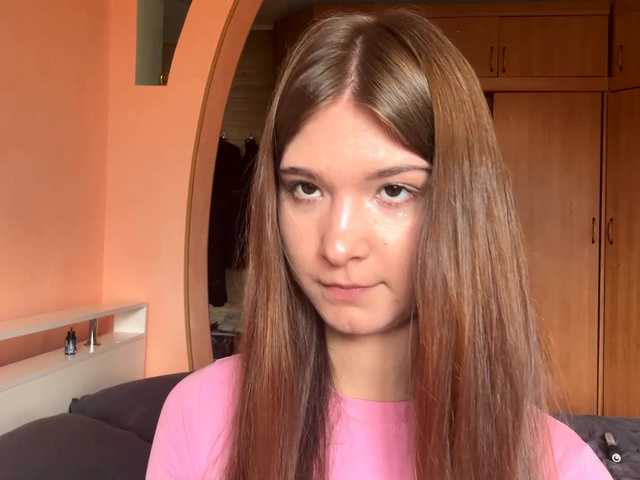 LydiaChey live cam on BongaCams