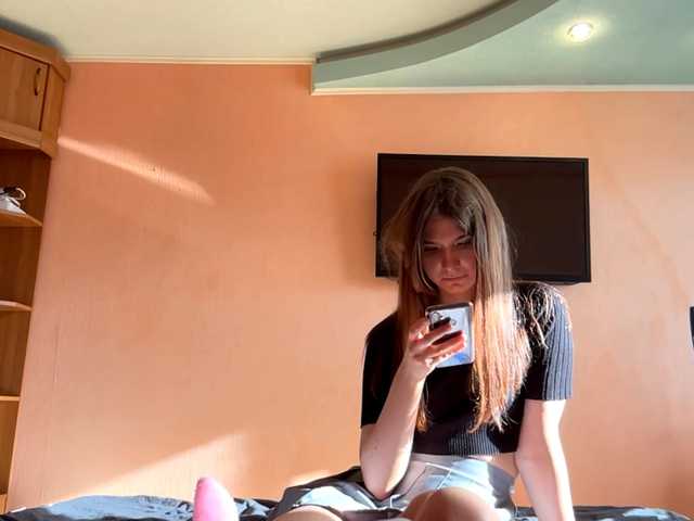 LydiaChey live cam on BongaCams