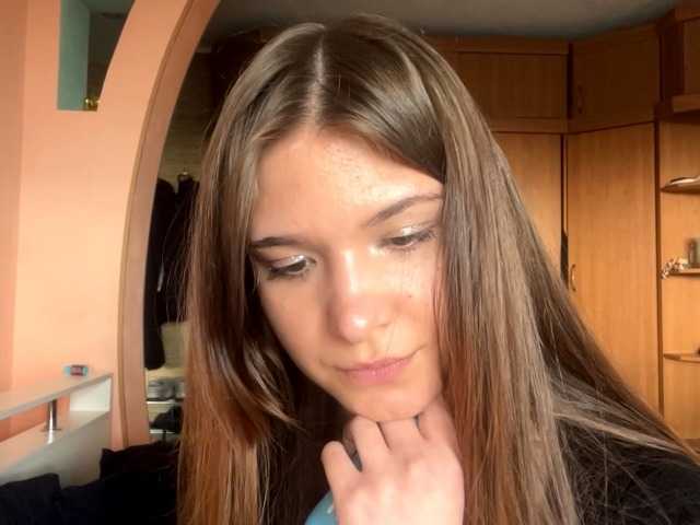 LydiaChey live cam on BongaCams
