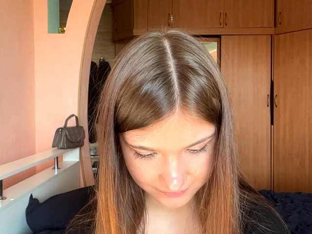 LydiaChey live cam on BongaCams