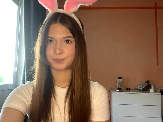 LydiaChey live cam on BongaCams