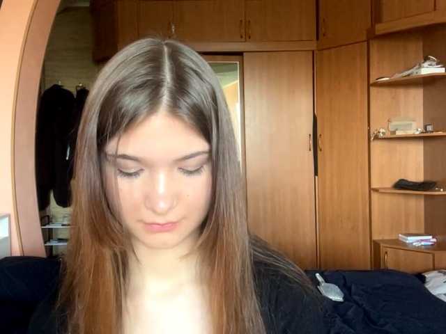 LydiaChey live cam on BongaCams