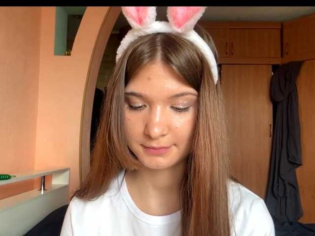 LydiaChey live cam on BongaCams
