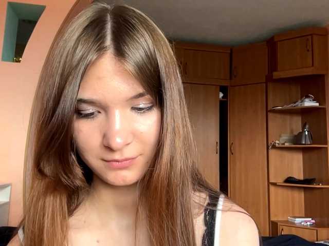 LydiaChey live cam on BongaCams