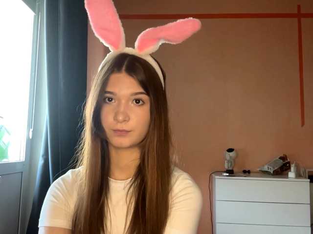 LydiaChey live cam on BongaCams