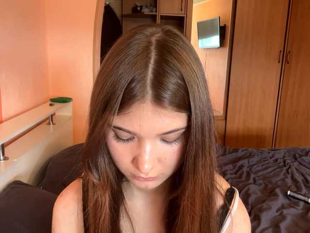LydiaChey live webcam show
