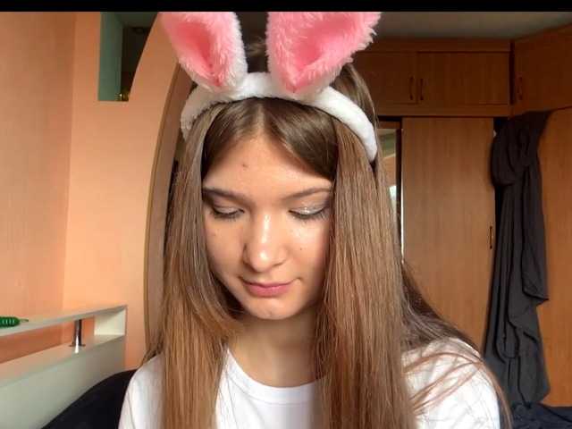 lydiachey cam belle