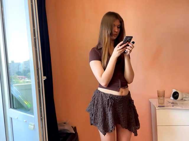 LydiaChey live cam on BongaCams