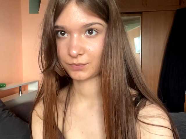 LydiaChey live cam on BongaCams