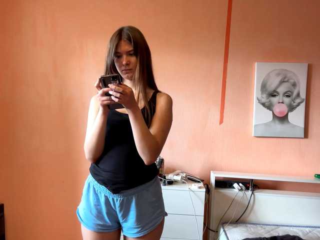 LydiaChey live cam on BongaCams
