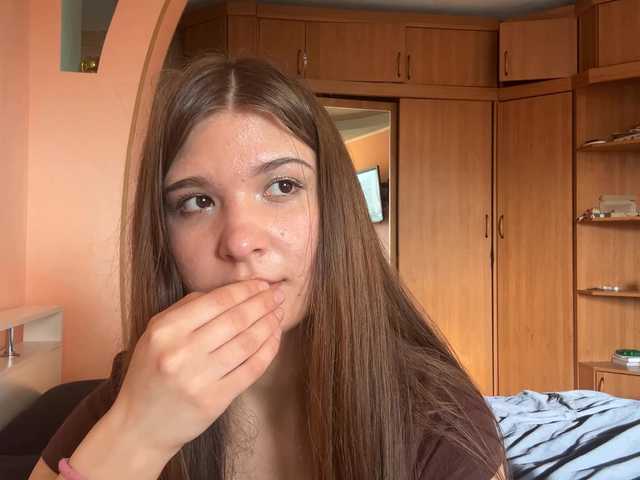 LydiaChey live cam on BongaCams