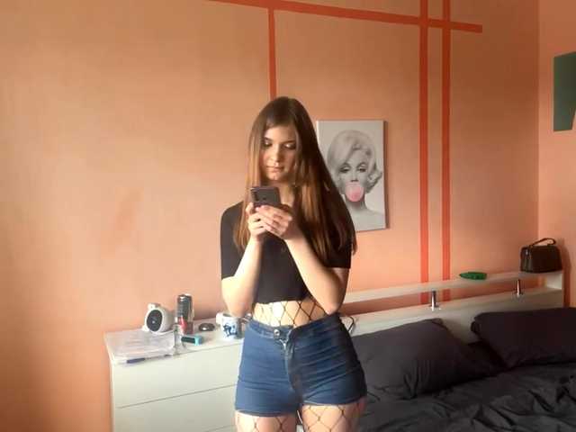 lydiachey cam belle