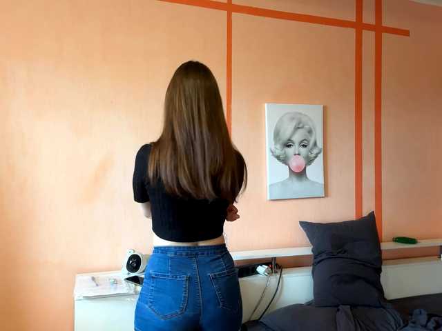 LydiaChey live webcam show