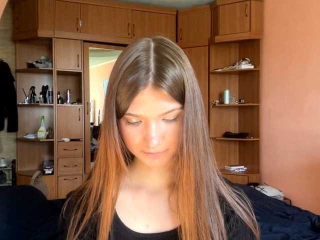 LydiaChey live cam on BongaCams