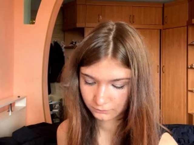 LydiaChey live cam on BongaCams