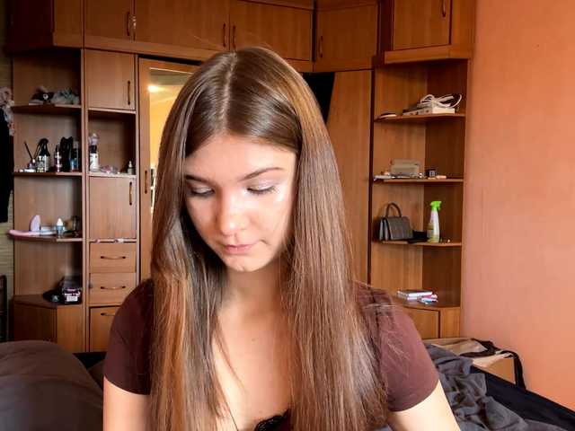 LydiaChey live cam on BongaCams