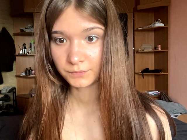 LydiaChey live cam on BongaCams
