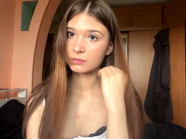 LydiaChey live cam on BongaCams