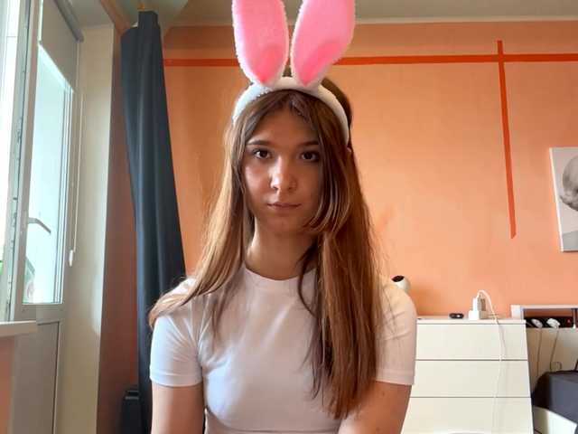 LydiaChey live cam on BongaCams