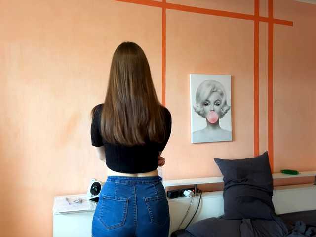 LydiaChey live cam on BongaCams