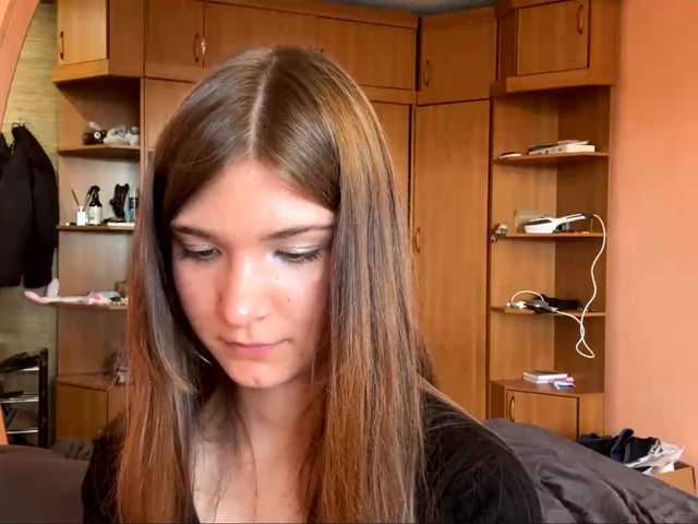 LydiaChey live webcam show
