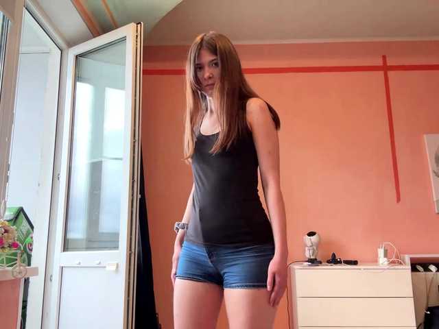 LydiaChey live cam on BongaCams