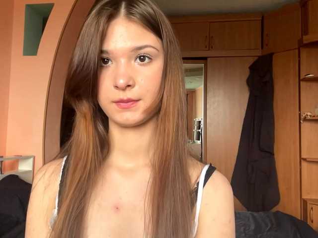 LydiaChey live cam on BongaCams