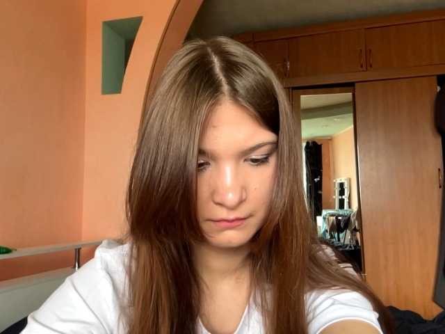 LydiaChey live cam on BongaCams