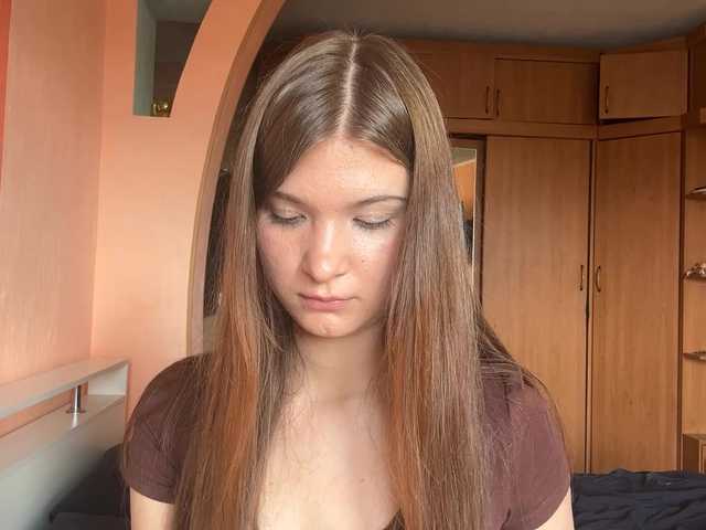 LydiaChey live cam on BongaCams