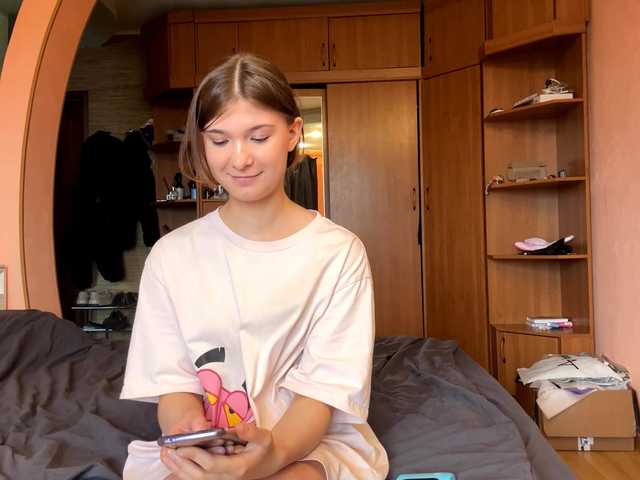 LydiaChey live cam on BongaCams