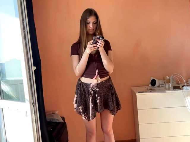 LydiaChey live cam on BongaCams
