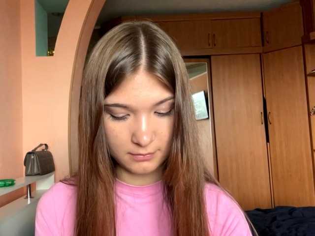 LydiaChey live cam on BongaCams