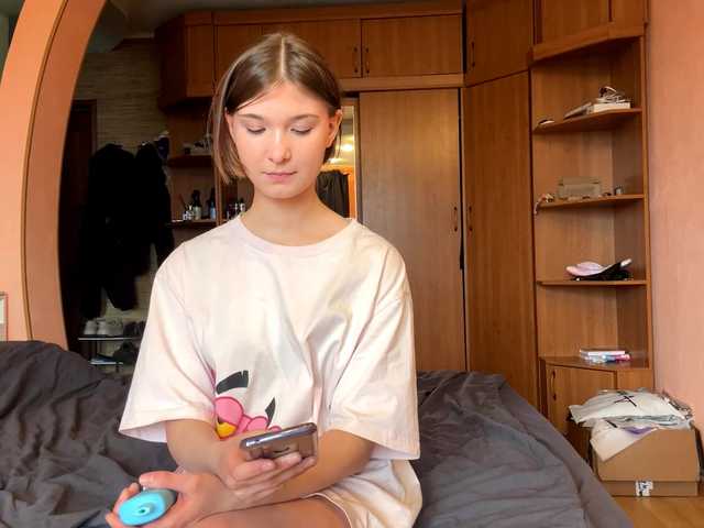 LydiaChey live cam on BongaCams