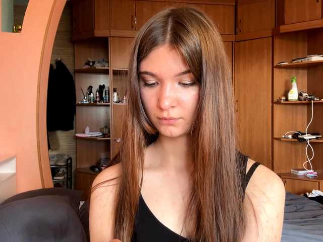 LydiaChey live cam on BongaCams