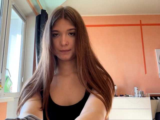 LydiaChey live cam on BongaCams