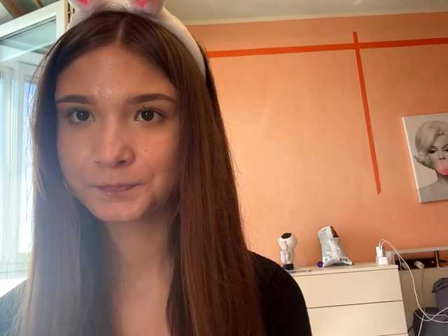 LydiaChey live cam on BongaCams