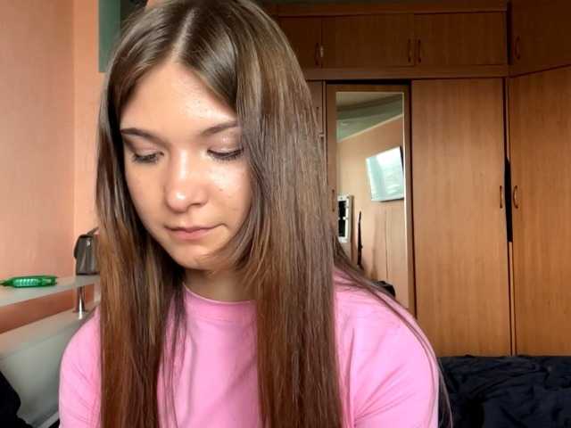 LydiaChey live cam on BongaCams
