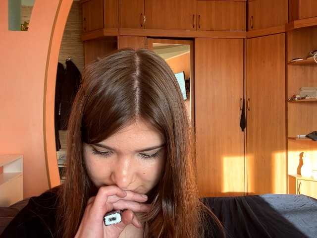 LydiaChey live cam on BongaCams