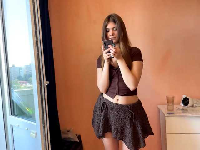 LydiaChey live webcam show