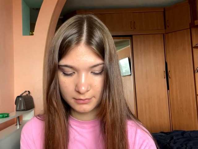 LydiaChey live cam on BongaCams
