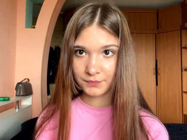 LydiaChey live cam on BongaCams