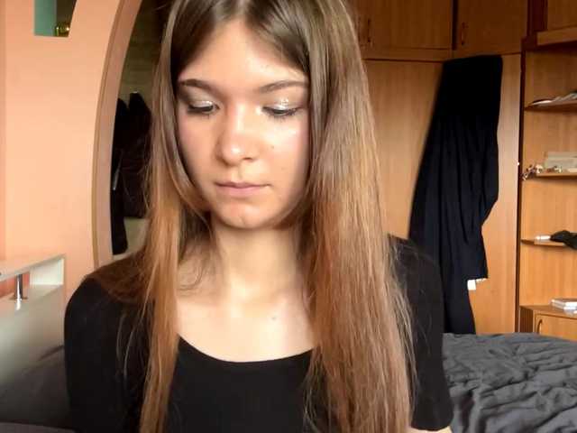 LydiaChey live webcam show