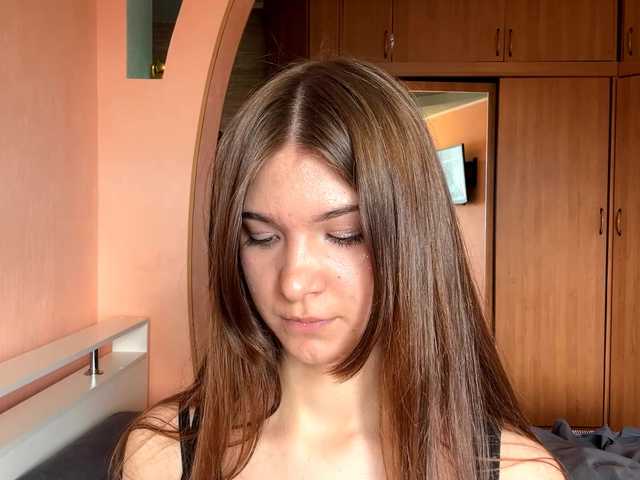 LydiaChey live cam on BongaCams
