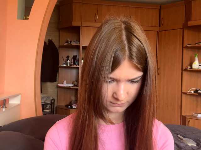 LydiaChey live cam on BongaCams